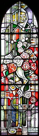 , Great%Warley Church - The writing on this glass reads "The winter is past ... the 
flowers appear on the earth".
To the lower right-hand corner, the dedication reads "In 
memory of Norfor Evelyn Heseltine 1885-1968."
The Heseltine family, and in particular, Evelyn Heseltine, 
were the main benefactors during the construction of this church, donating both 
the money and the land for its construction.

