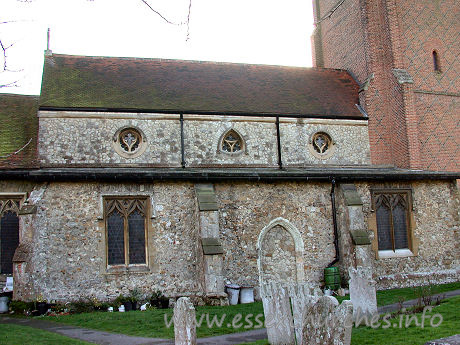 St Andrew, Rochford Church - Here you can see the Victorian N aisle, with clerestory windows.