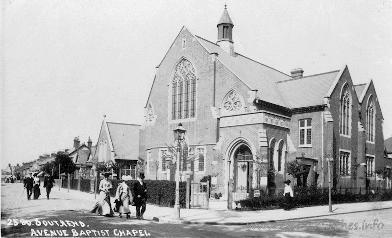 Avenue Baptist Church, Southend-on-Sea  Church - This postcard scan was kindly supplied by Tony Brown of http://www.miltonconservationsociety.com.