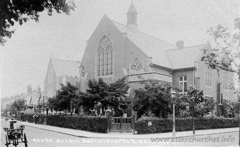 Avenue Baptist Church, Southend-on-Sea  Church - This postcard scan was kindly supplied by Tony Brown of http://www.miltonconservationsociety.com.