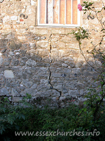 All Saints, Vange Church – When I originally saw the extent of this crack in the W wall, I really did think that Vange church would not be standing for much longer. Fortunately I was wrong.