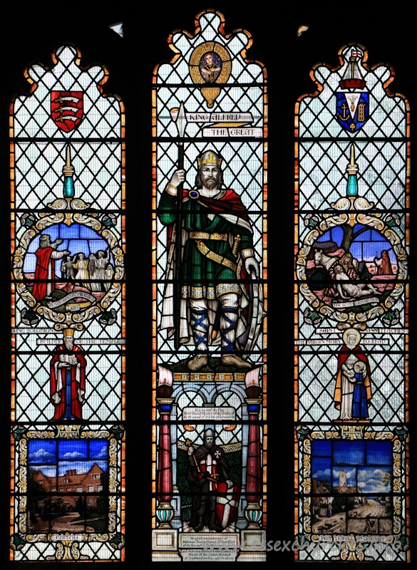St Mary the Virgin, Prittlewell Church – In glad remembrance of Alderman Thomas Dowsett, J.P., First Mayor of the Borough of Southend-on-Sea, 1892-3 and Alderman Herbert Arthur Dowsett, J.P. Mayor of the County Borough of Southend-on-Sea, 1925-26, 1937-39.