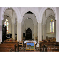 St John the Baptist, Little Maplestead Church – Interior 7: The rotunda that takes the place of the nave.