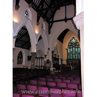 St Edward the Confessor, Romford Church – Interior 2