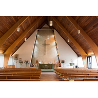 St Peter, Thundersley Church – Interior 2: Photo taken and kindly supplied by J.Stamp Photography (www.jstampphotography.co.uk)