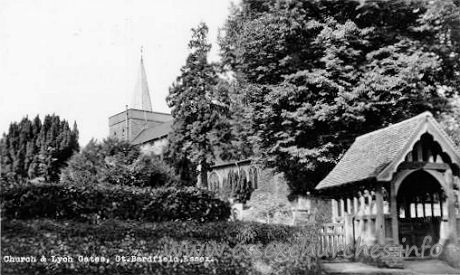 St Mary the Virgin, Great Bardfield Church – Many thanks to Brenda Jones of New Zealand for supplying this postcard.