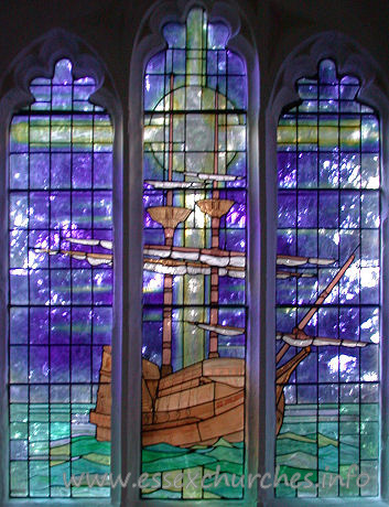 St Mary Magdalene, Great Burstead Church – This window is very new, having been dedicated and blessed by the Bishop of Bradwell in February 2004. It depicts The Mayflower, and is in memory of Sammy Norris (1910-1978).