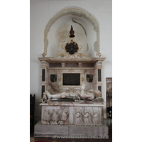St Mary & All Saints, Rivenhall Church – Monument 1