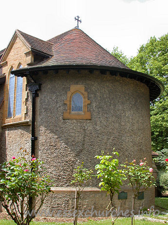 St Mary the Less, Great Warley Church - The apse - which in this shot looks remarkably like it is 
formed from a mud hut!!


