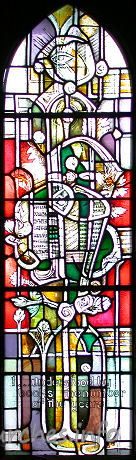 St Mary the Less, Great Warley Church - The writing on this glass reads "1 ... understood by 
books    the number of the years".
I'm afraid this means absolutely nothing to me, so if someone 
could enlighten me please?