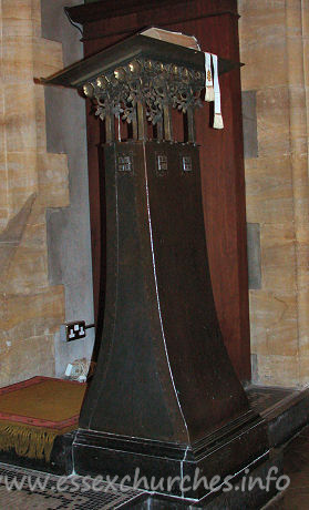 St Mary the Less, Great Warley Church - Guidebooks published by the rectors in 1911, and again in 1929 
do not show the lectern (and other items) in situ, so it seems likely that these 
were later additions. What is known is that Evelyn Heseltine financed 
everything, and shunned interference, so perhaps even his resources were 
stretched temporarily. *
* Source - 
Church's Website


