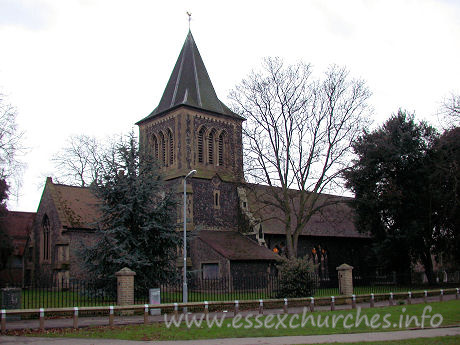 St Peter & St Paul, Grays Church - 


From Pevsner "... includes some oddly disjointed parts of a 
much earlier time: crossing of the C12 with almost entirely rebuilt round W and 
E arches; C13 transeptal tower with double chamfered arch and similar blank N 
and E arches."
Although the lights were on when I visited this church, all of 
the doors were locked, and I was unable to attract the attention of those 
inside.












