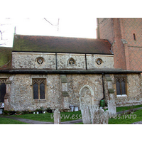 St Andrew, Rochford Church - Here you can see the Victorian N aisle, with clerestory windows.