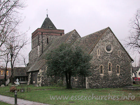 St Helen & St Giles, Rainham Church - This is one of Essex's best small Norman churches, being 
today, as it was from the start, of nave, with both north and south aisles of 
three bays, chancel, and a low, square west tower.

