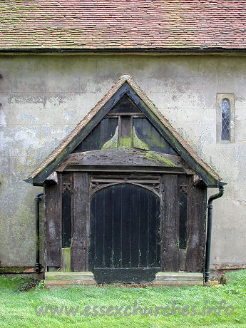 , Stanford%Rivers Church - The N porch, late C15, now blocked, to accommodate the N 
church vestry.

