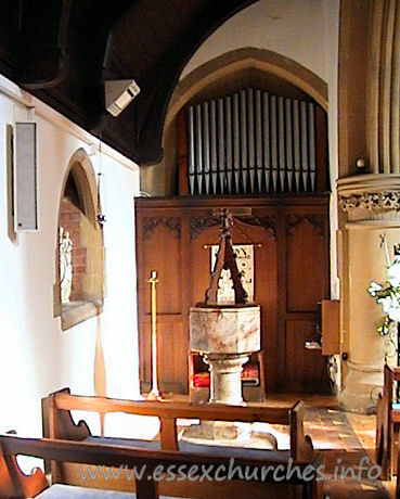 St Mary, Langdon Hills New Church - The font now stands in the Lady Chapel. The unusual wooden lid is dedicated to Thomas Monk who was a church warden.
�In memory of Thomas Monk who fell asleep, Feb 22nd 1919�
This image and supporting text was supplied by Ken Porter.


