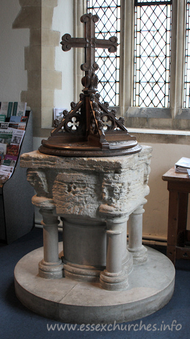 Holy Cross, Felsted Church