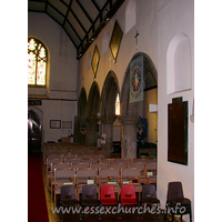 St Margaret of Antioch, Stanford-le-Hope Church - The Early English arcade, shown, has alternating octagonal and 
circular supports.